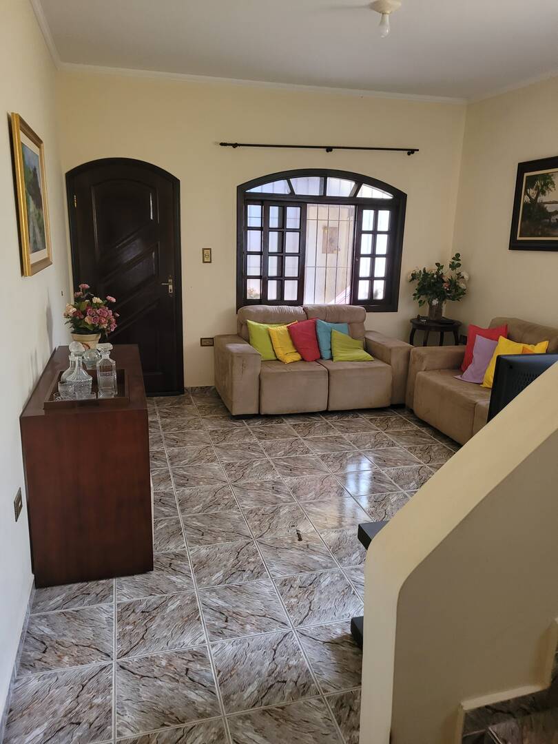 Casa, 3 quartos, 180 m² - Foto 4