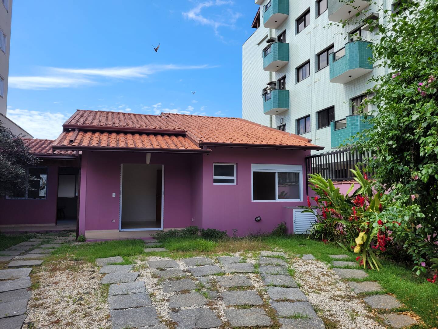 Casa, 4 quartos, 185 m² - Foto 1